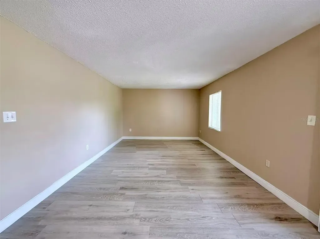 4759 S Texas Avenue Orlando FL 32839