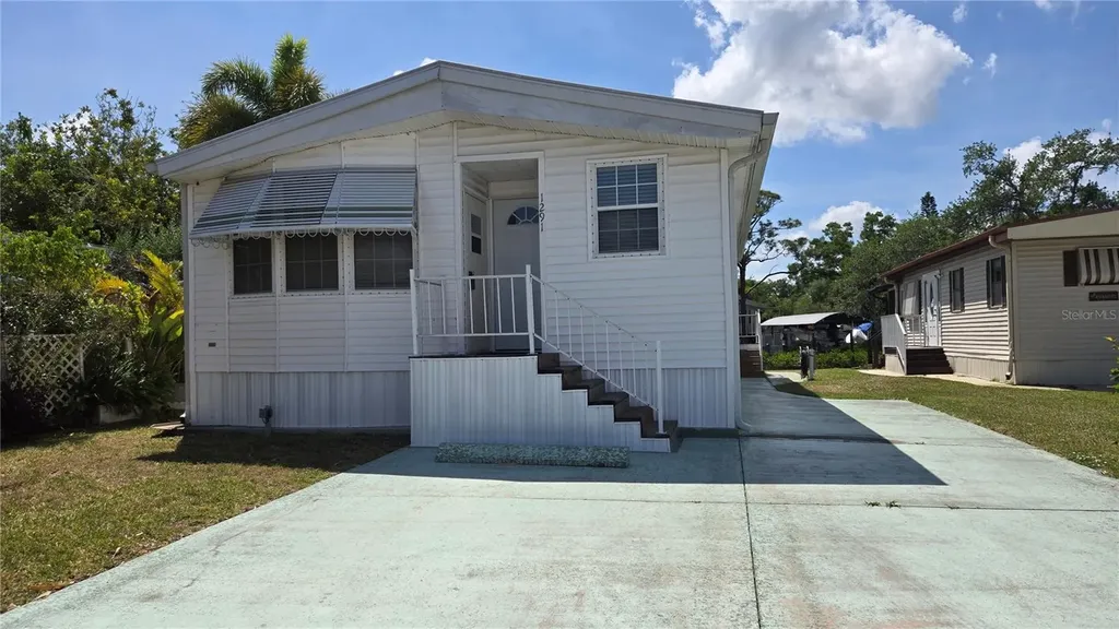 3333 26th Avenue E Bradenton FL 34208