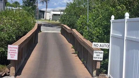 3333 26th Avenue E Bradenton FL 34208