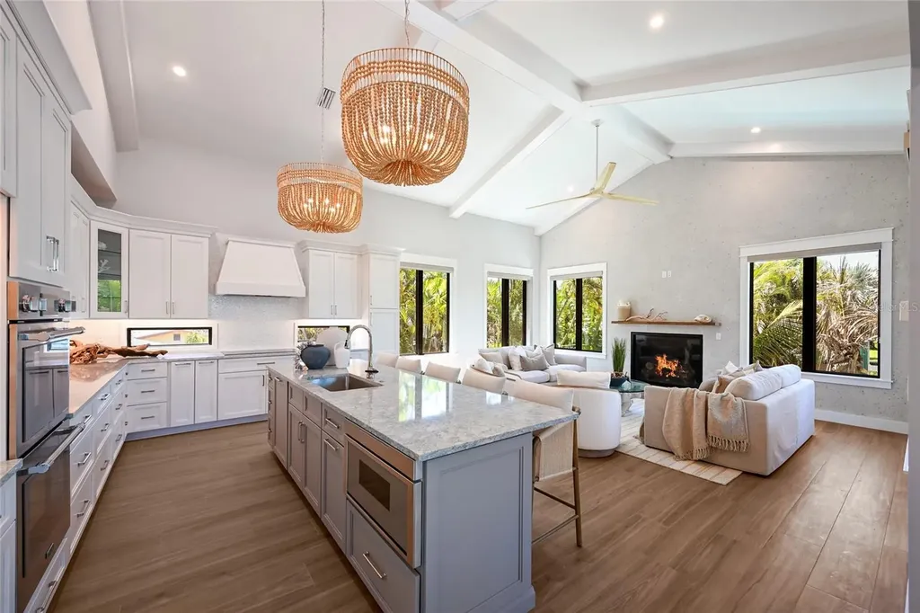 513 N Bay Boulevard Anna Maria FL 34216