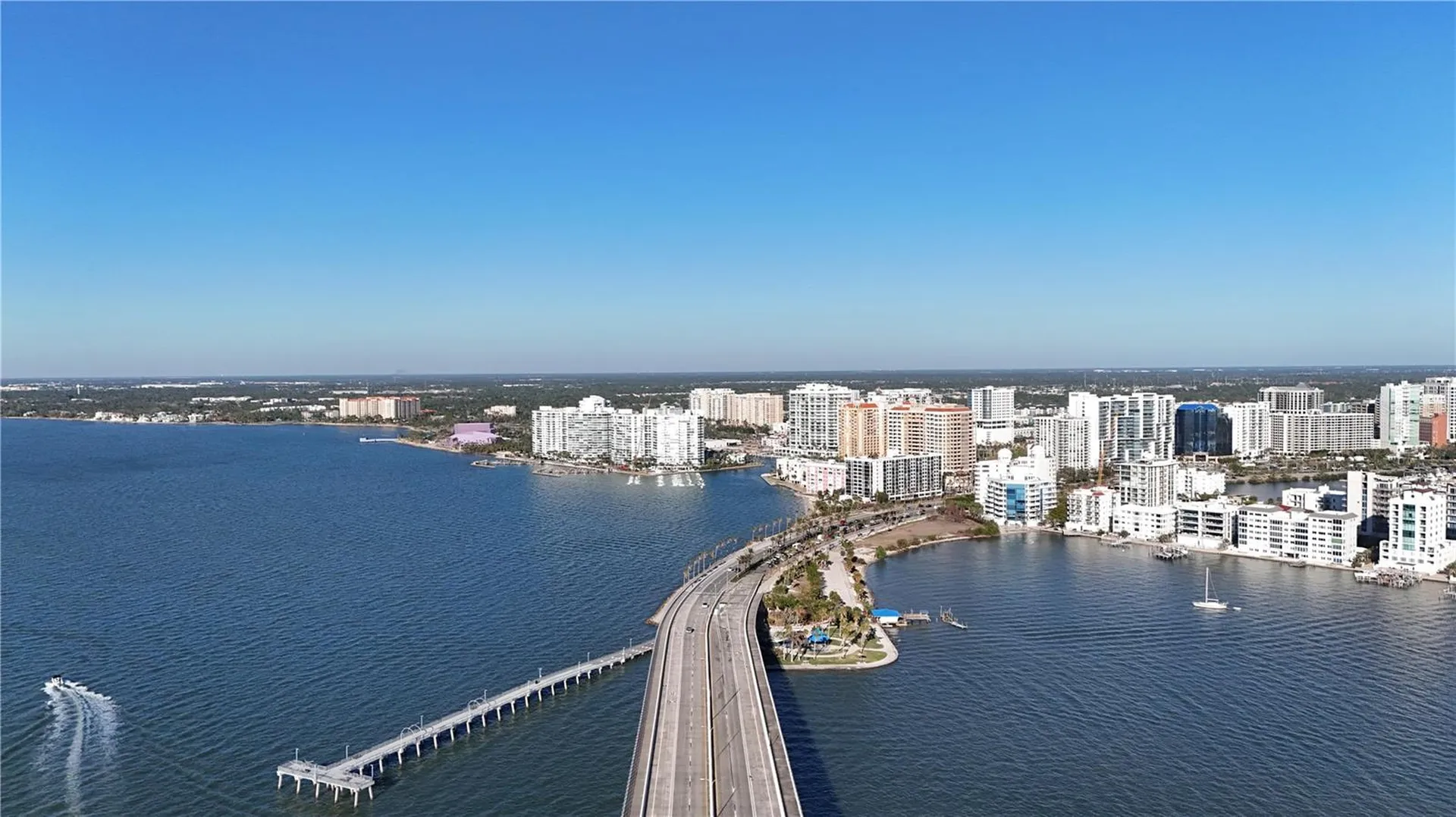 750 N Tamiami Trail Sarasota FL 34236
