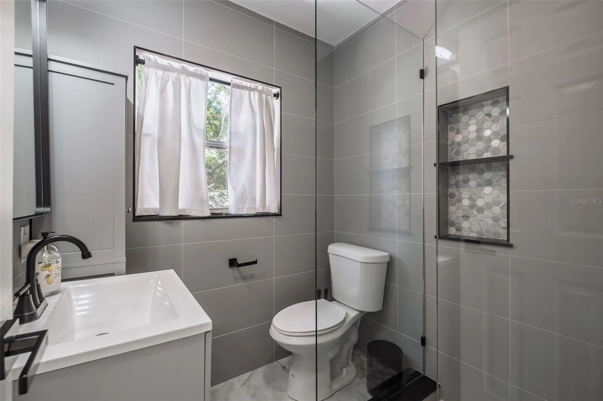 1427 Asher Lane Orlando FL 32803