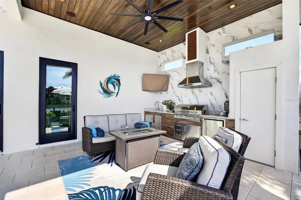125 Colony Point Drive Punta Gorda FL 33950