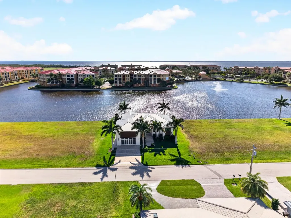 125 Colony Point Drive Punta Gorda FL 33950
