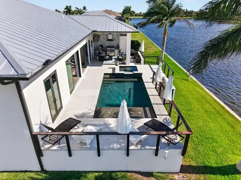 125 Colony Point Drive Punta Gorda FL 33950