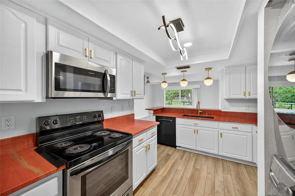 2583 Countryside Boulevard Clearwater FL 33761