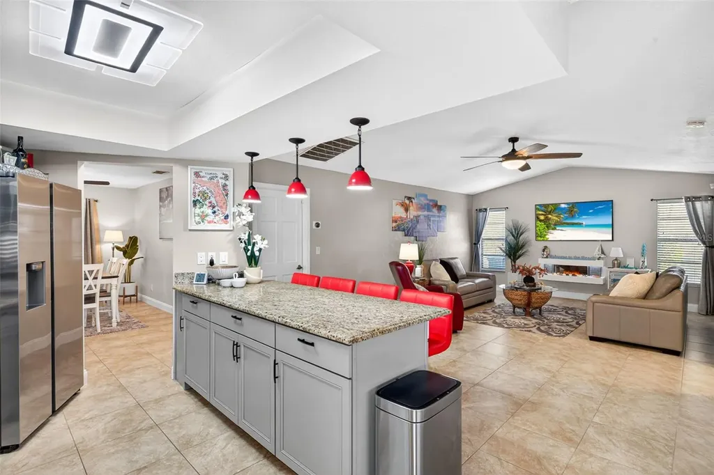 402 SW 37th Lane Cape Coral FL 33914