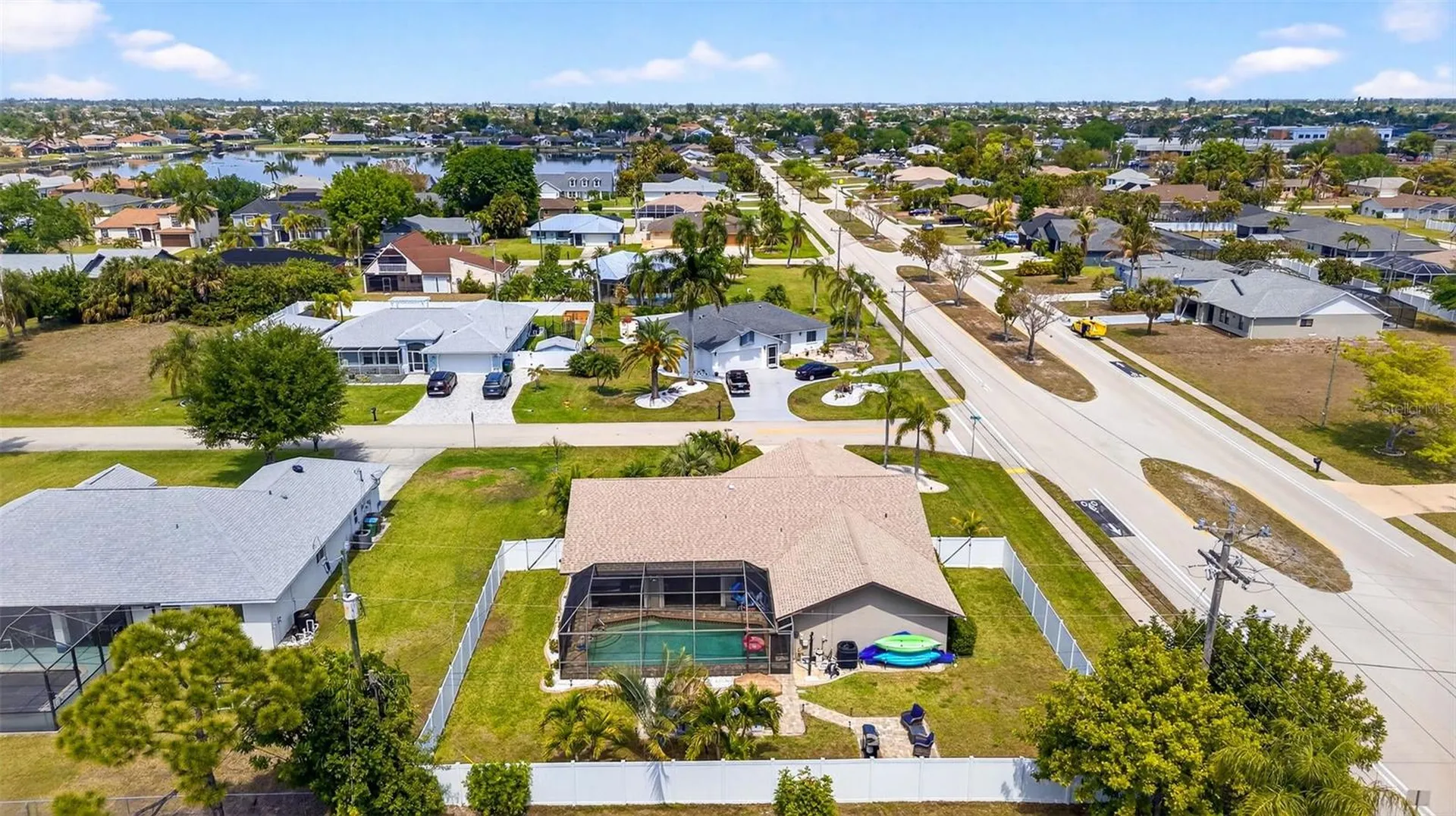 402 SW 37th Lane Cape Coral FL 33914