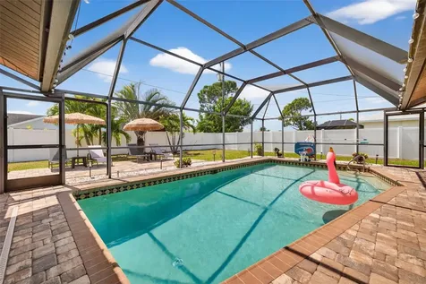 402 SW 37th Lane Cape Coral FL 33914