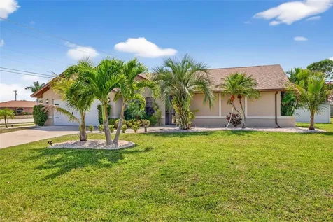 402 SW 37th Lane Cape Coral FL 33914