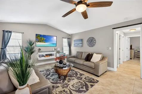 402 SW 37th Lane Cape Coral FL 33914