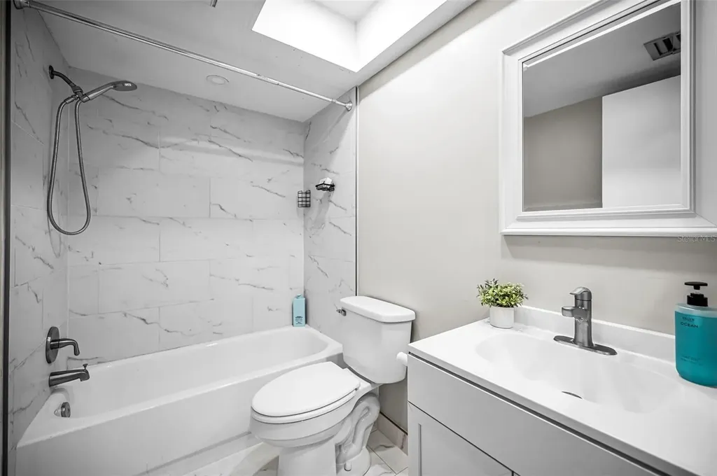 160 James Court Oldsmar FL 34677