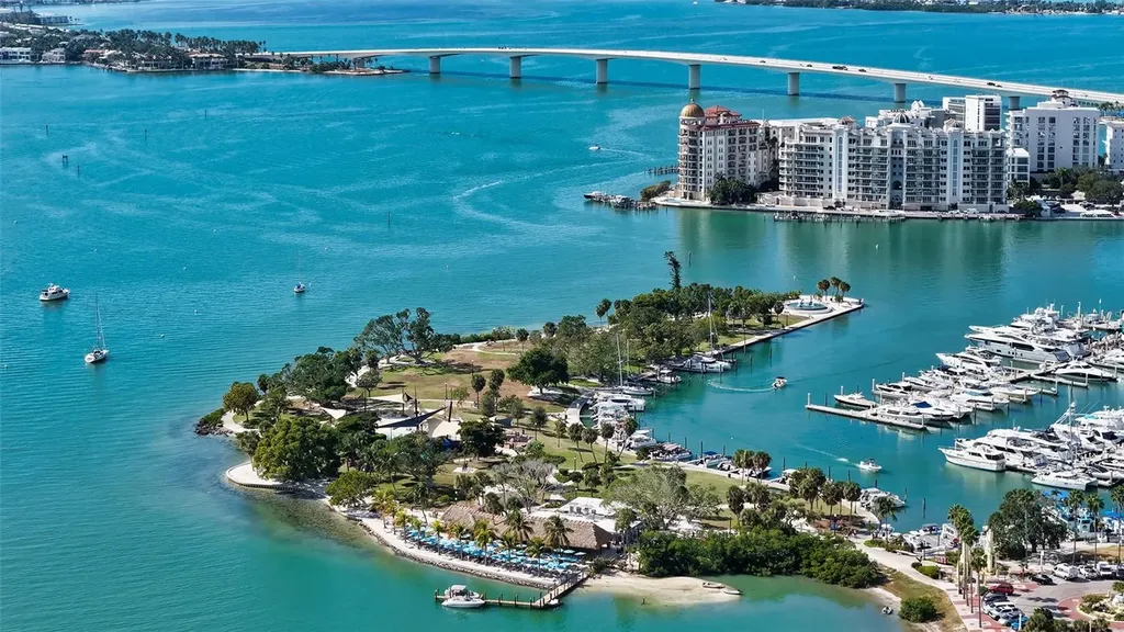 300 S Pineapple Avenue Sarasota FL 34236