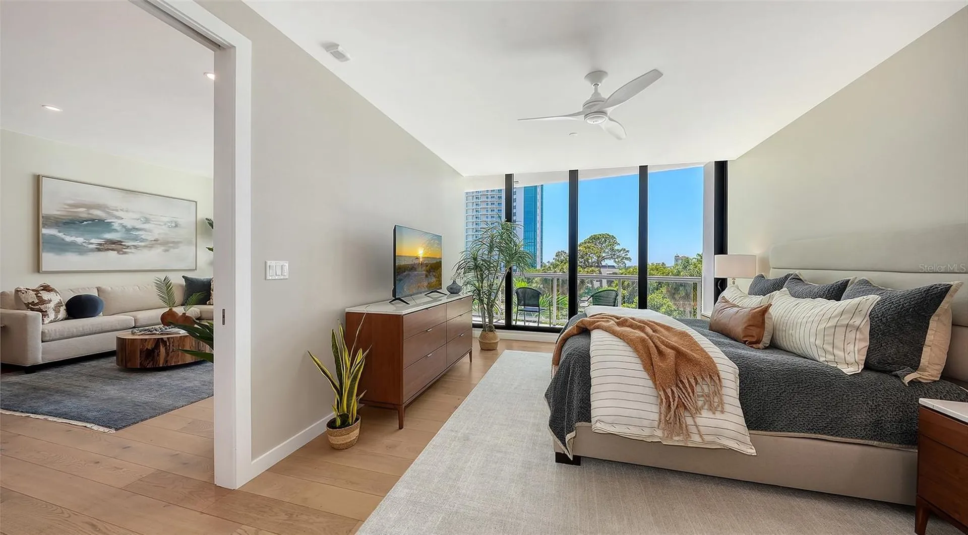 300 S Pineapple Avenue Sarasota FL 34236