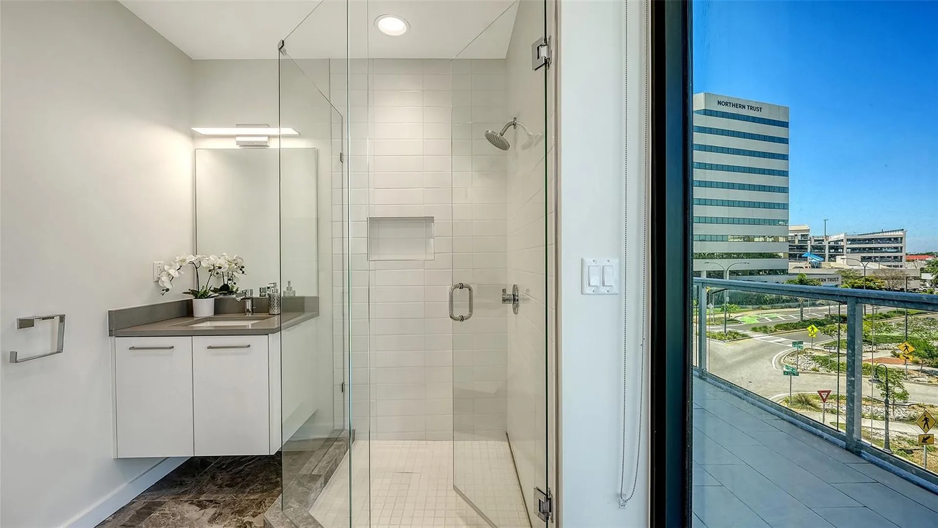 300 S Pineapple Avenue Sarasota FL 34236