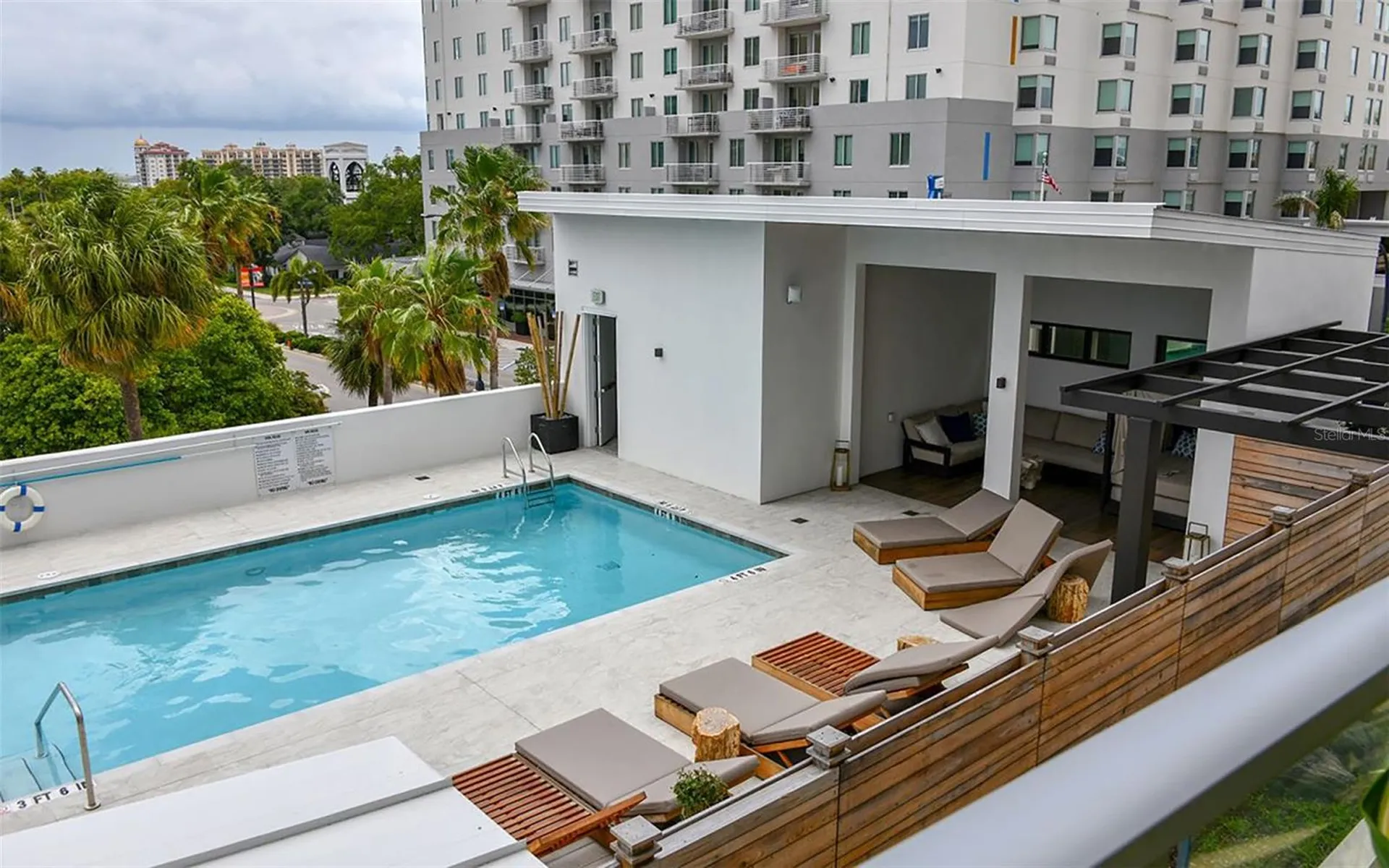 300 S Pineapple Avenue Sarasota FL 34236
