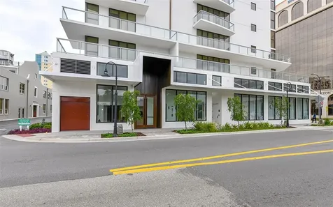 300 S Pineapple Avenue Sarasota FL 34236