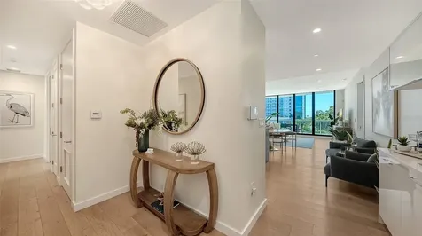 300 S Pineapple Avenue Sarasota FL 34236