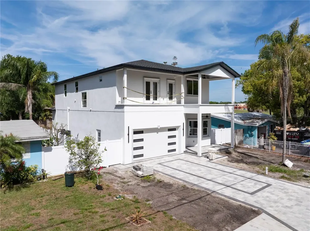 685 1st Avenue N Safety Harbor FL 34695