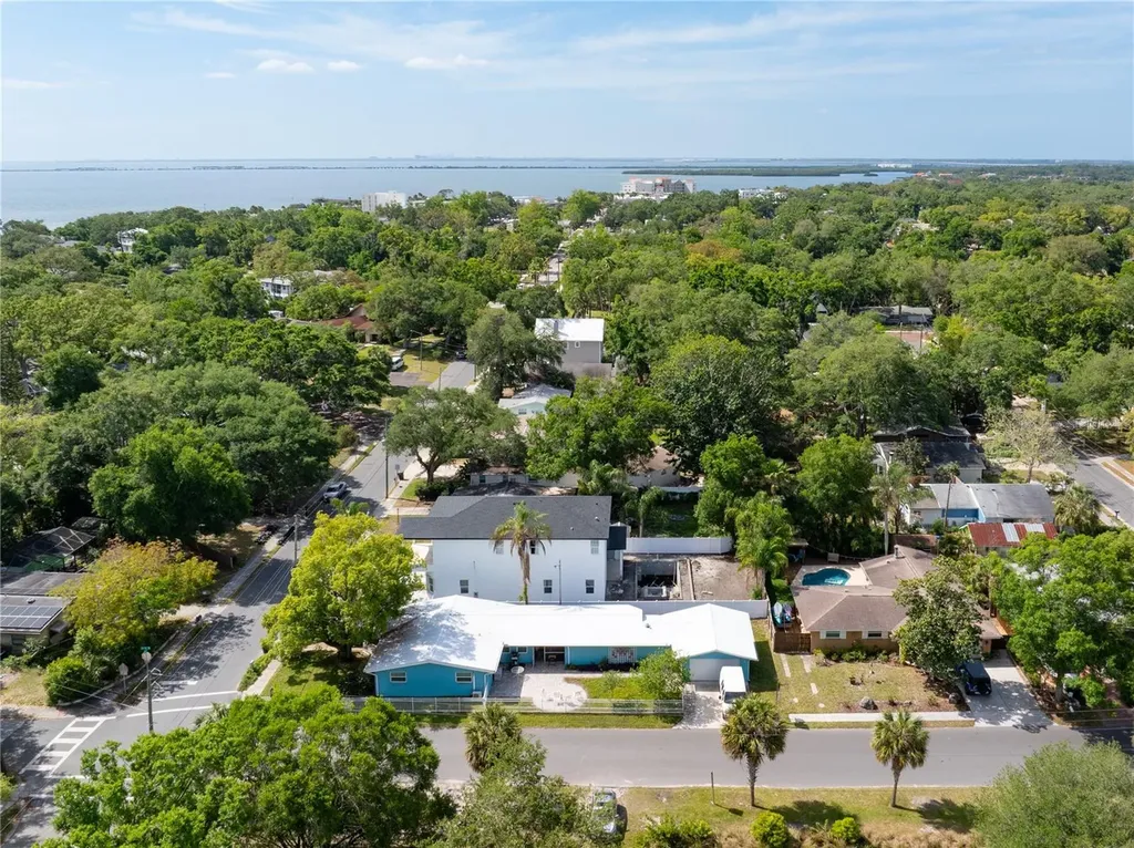 685 1st Avenue N Safety Harbor FL 34695