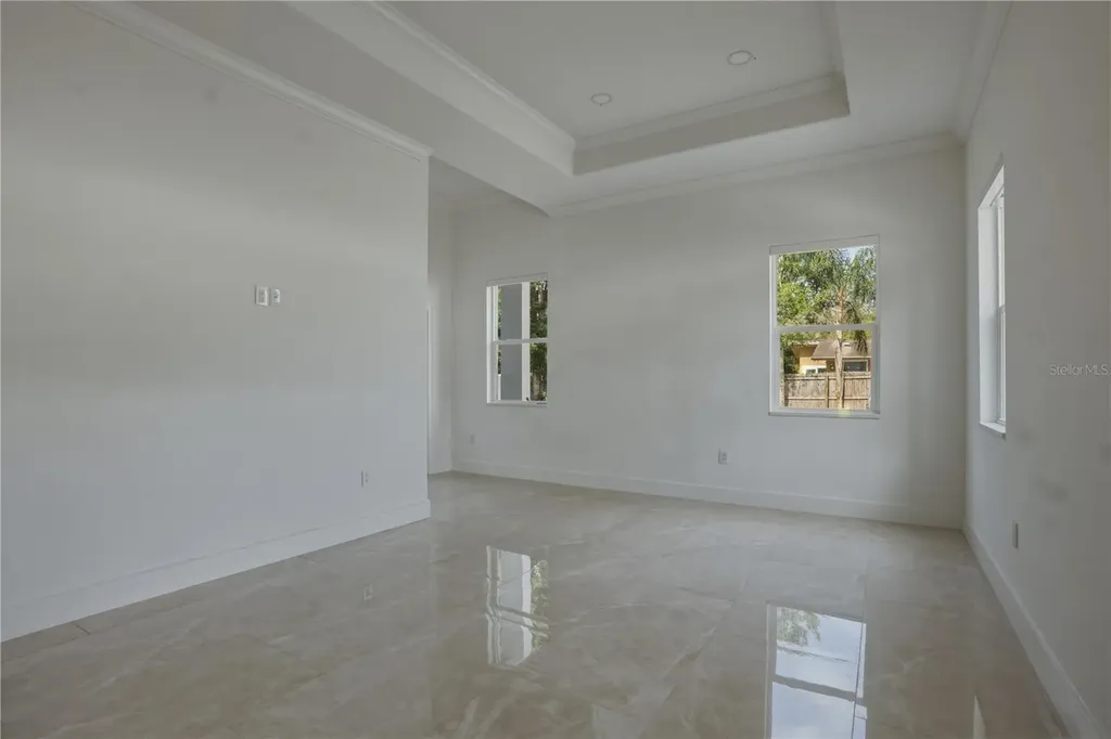 685 1st Avenue N Safety Harbor FL 34695