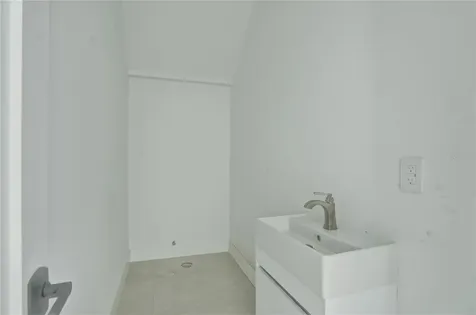 685 1st Avenue N Safety Harbor FL 34695