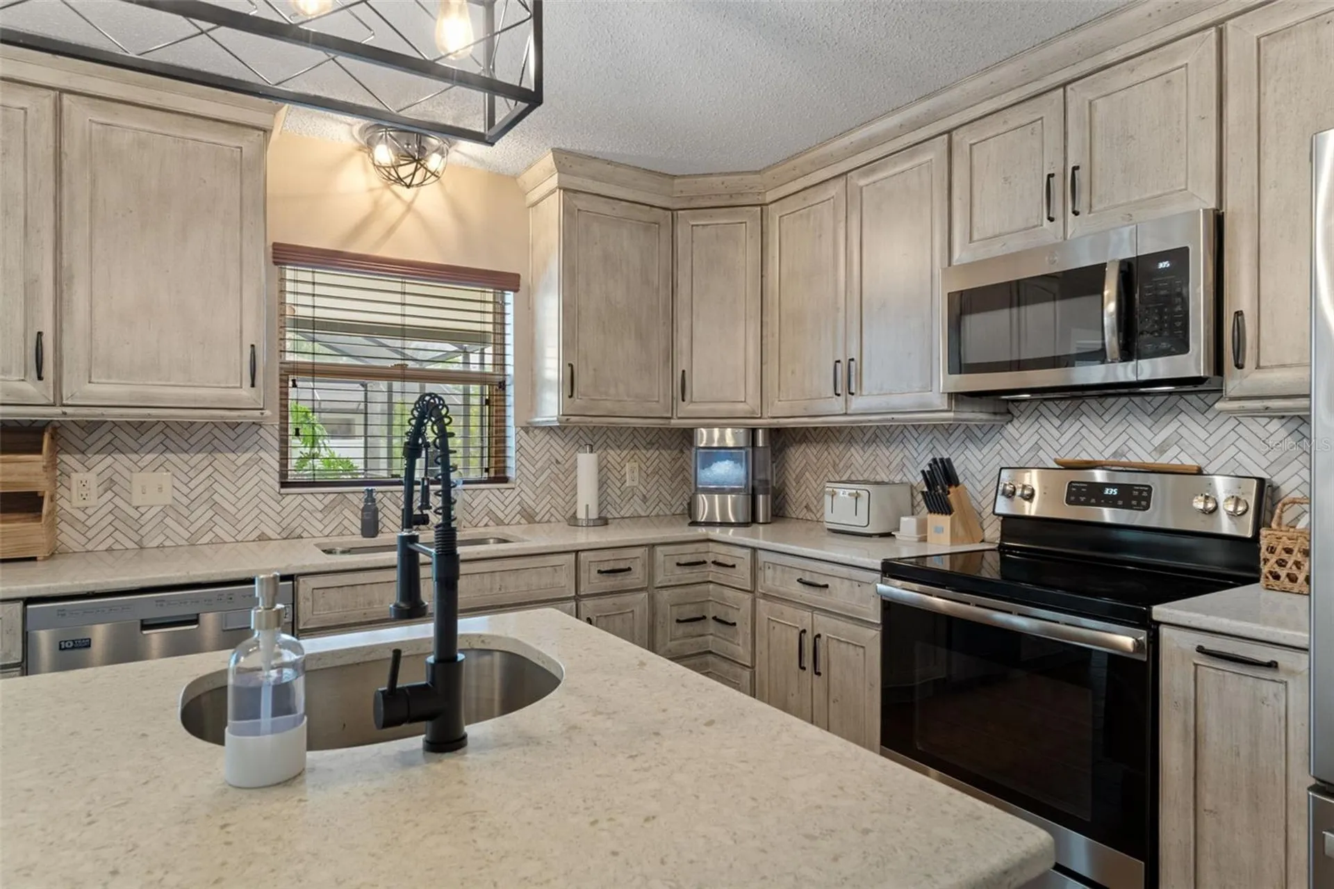 2451 Deltona Boulevard Spring Hill FL 34606