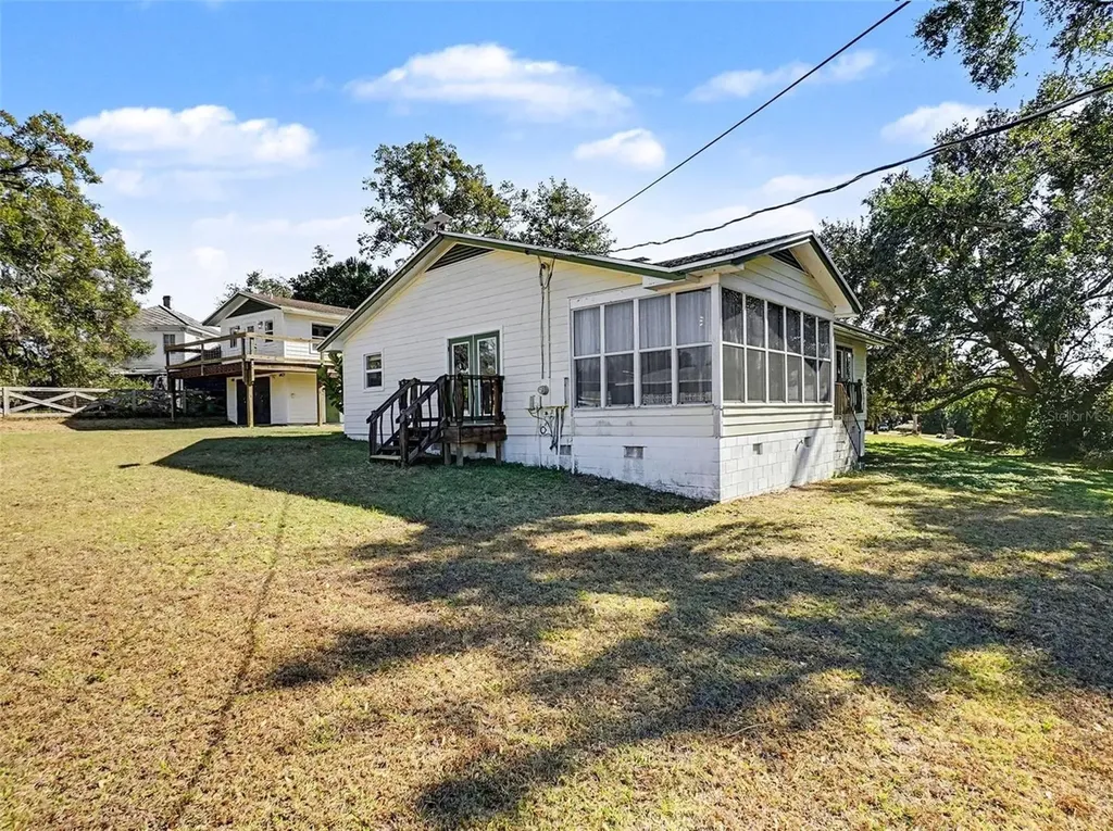 1725 Hamilton Street Eustis FL 32726