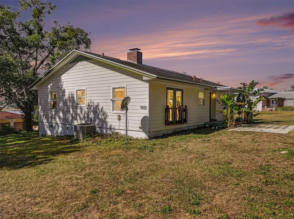 1725 Hamilton Street Eustis FL 32726