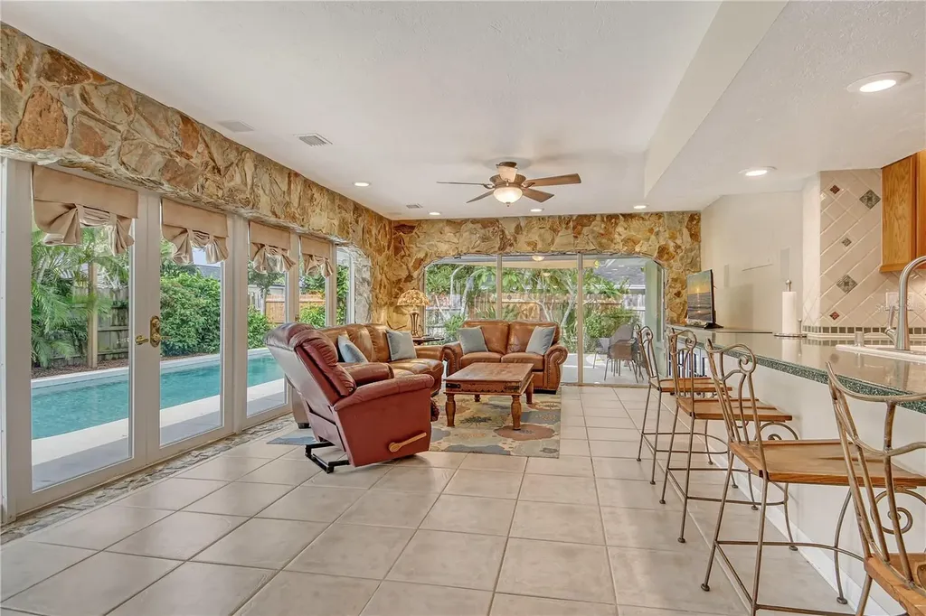6303 3rd Avenue NW Bradenton FL 34209