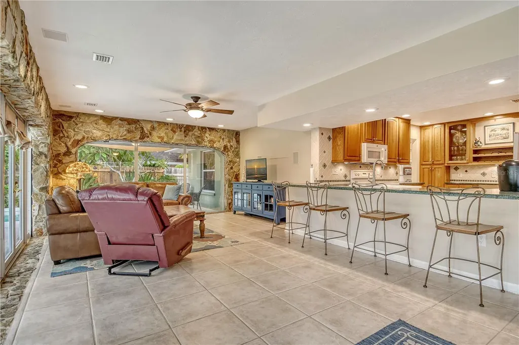 6303 3rd Avenue NW Bradenton FL 34209