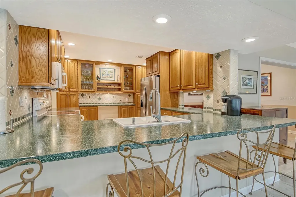 6303 3rd Avenue NW Bradenton FL 34209