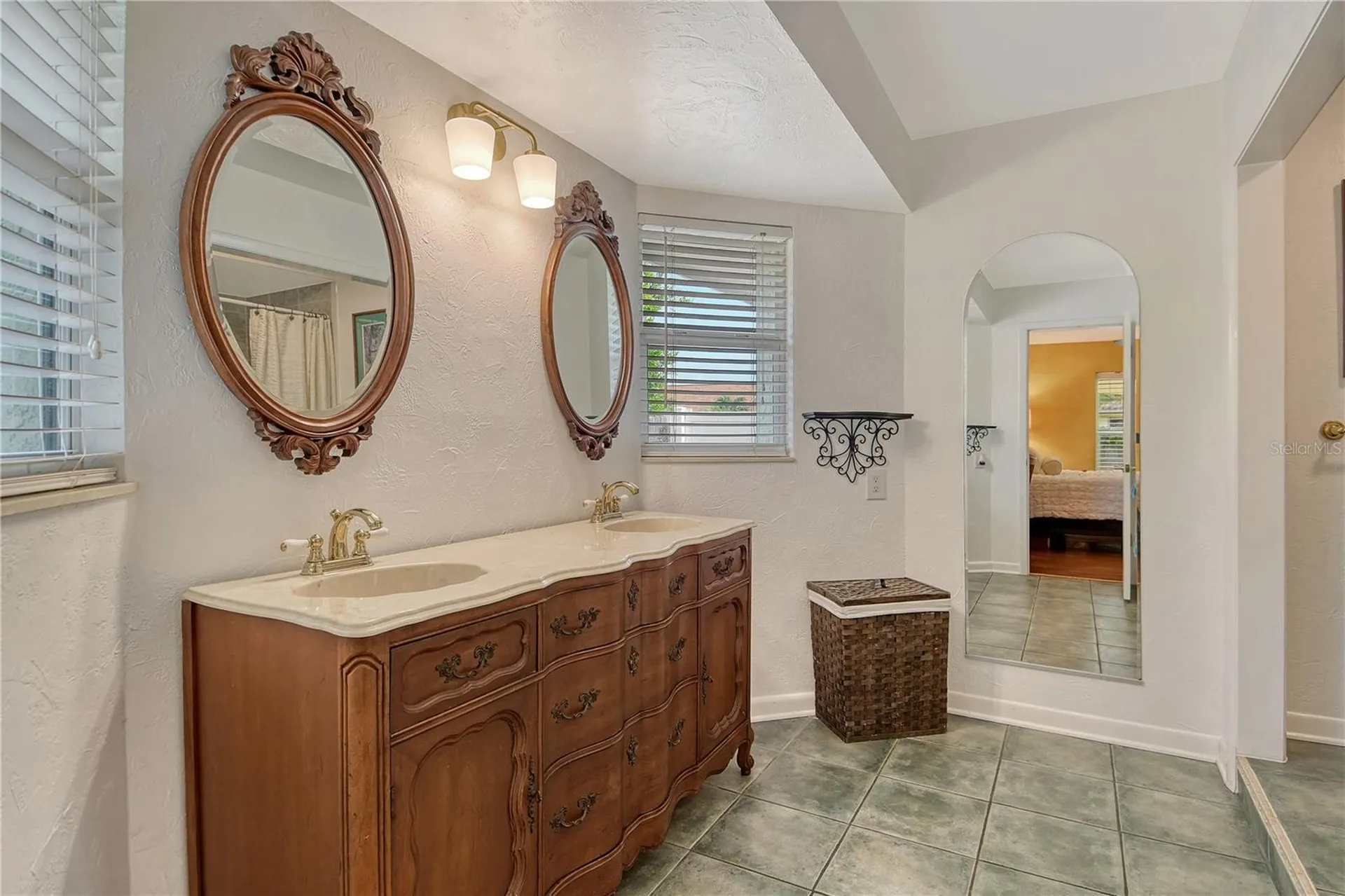 6303 3rd Avenue NW Bradenton FL 34209