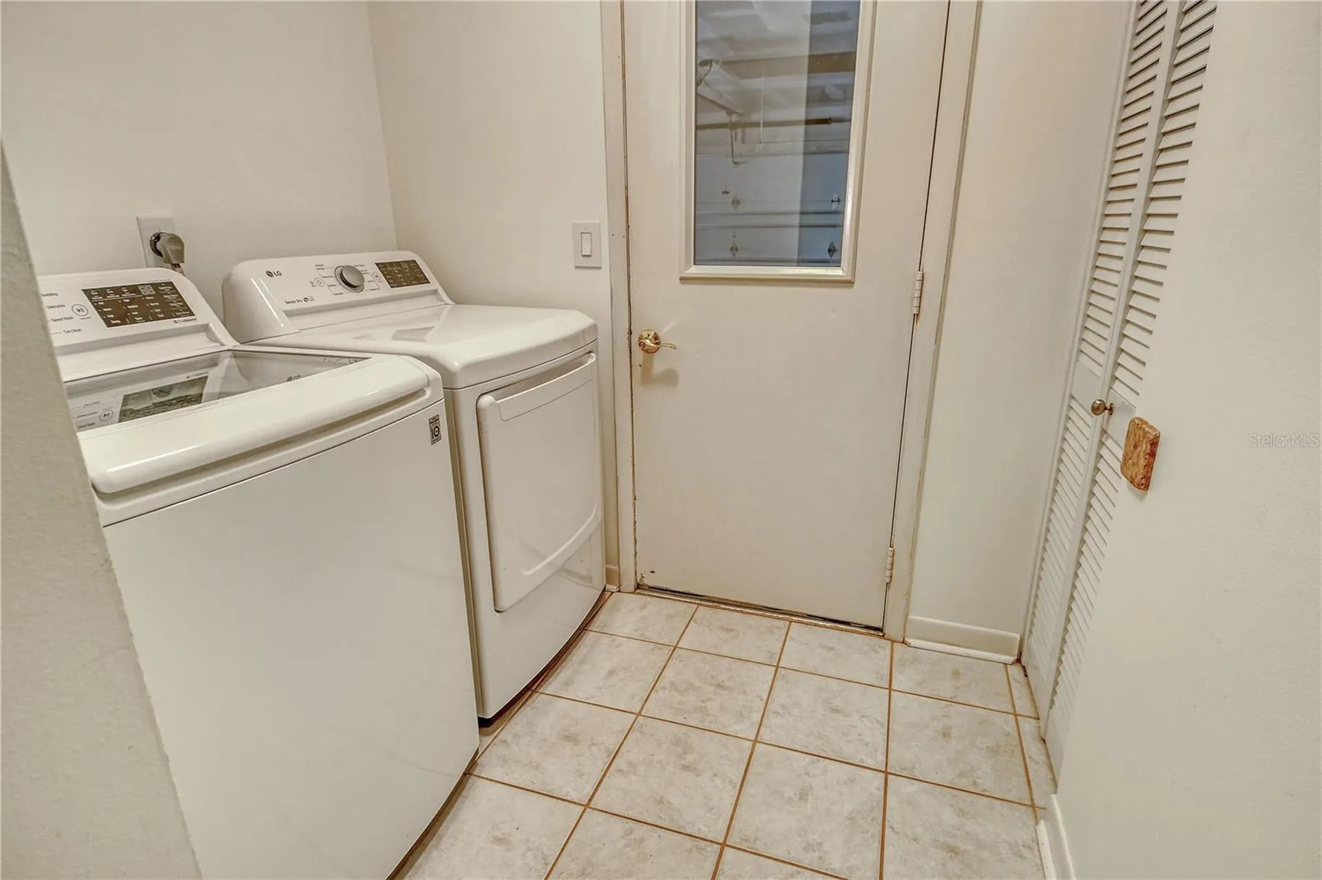 6303 3rd Avenue NW Bradenton FL 34209