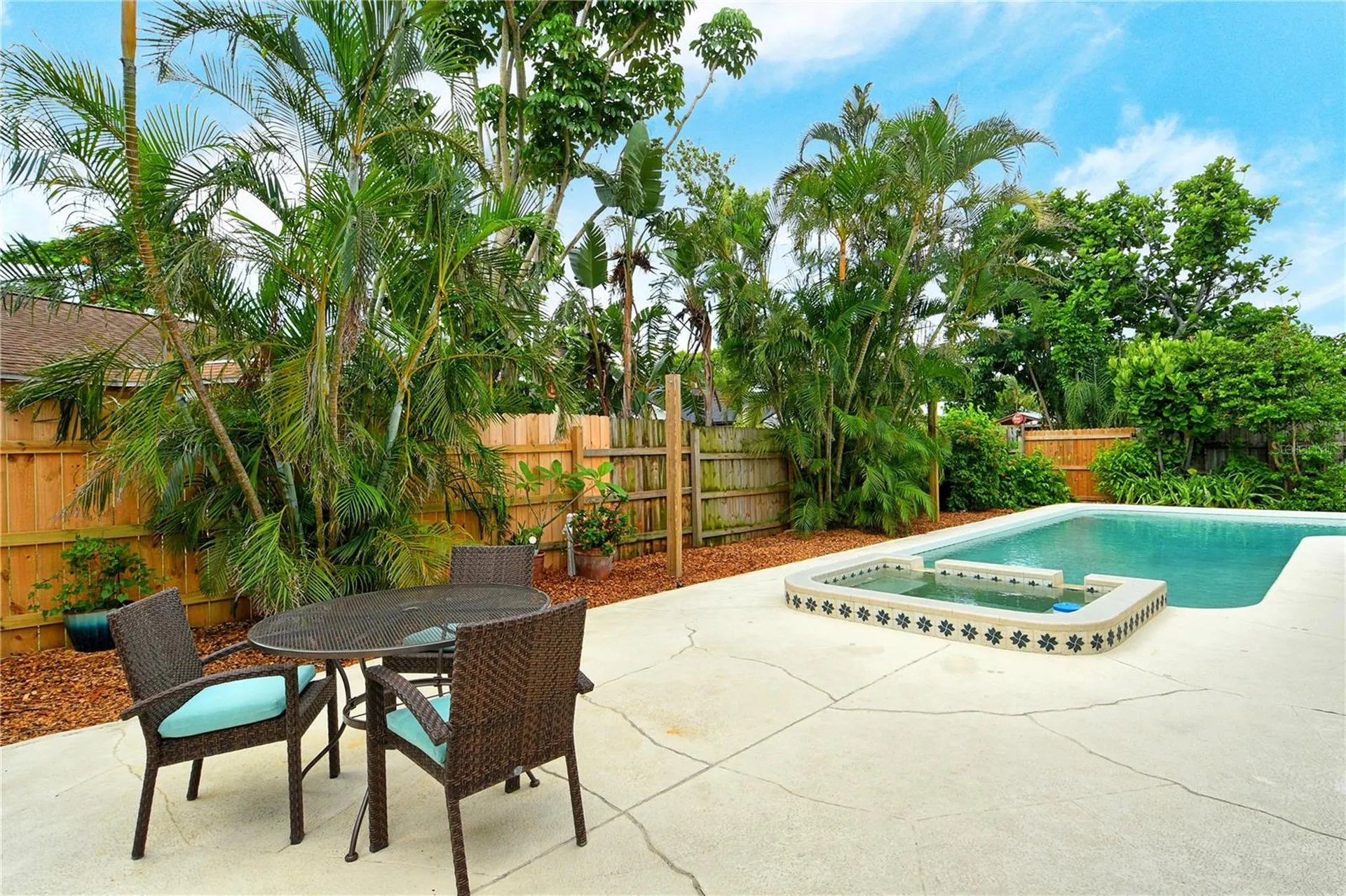 6303 3rd Avenue NW Bradenton FL 34209