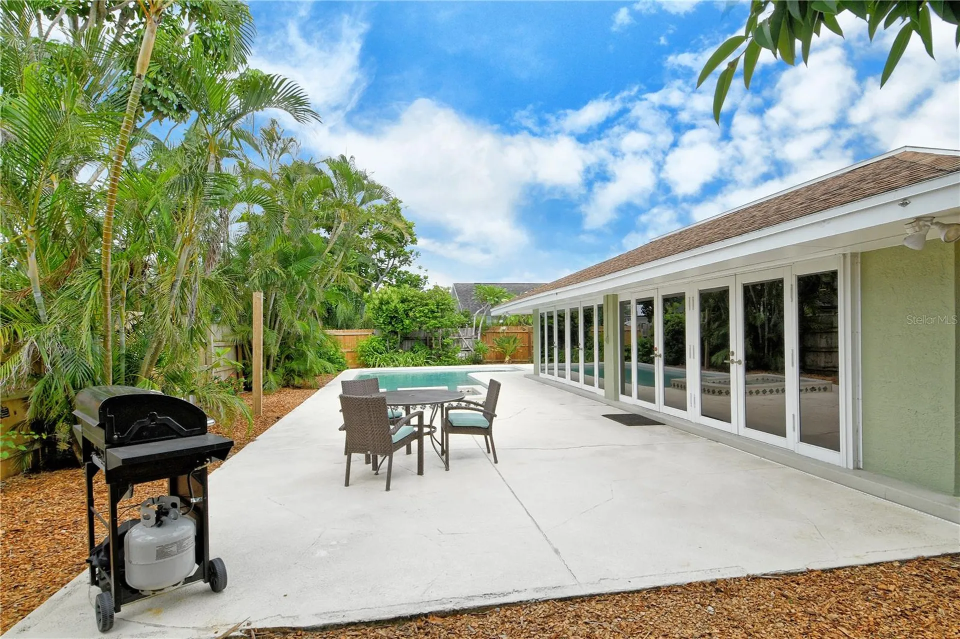 6303 3rd Avenue NW Bradenton FL 34209