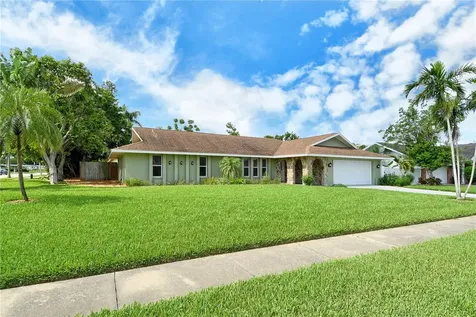 6303 3rd Avenue NW Bradenton FL 34209