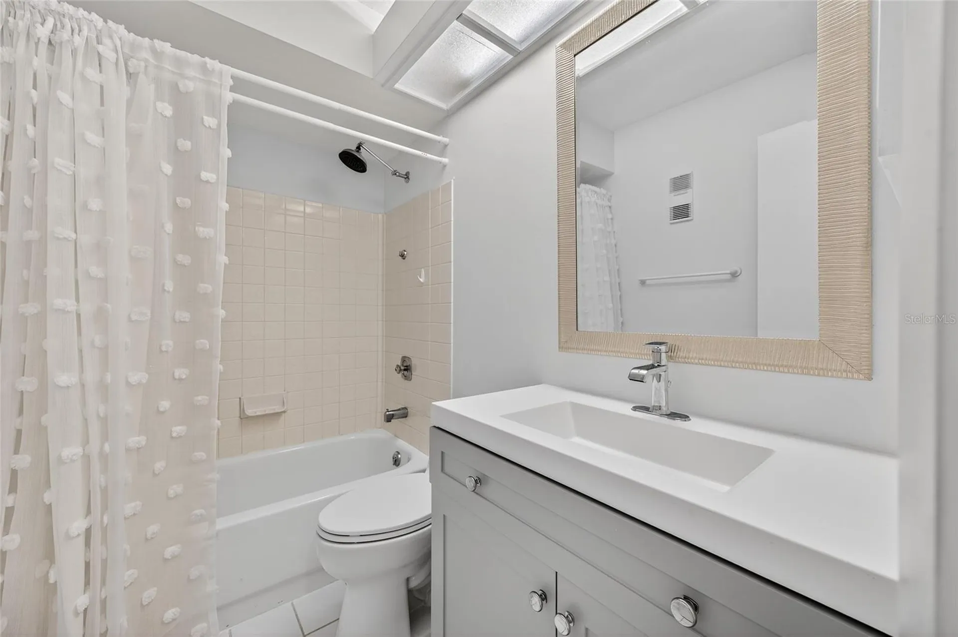 2583 Countryside Boulevard Clearwater FL 33761