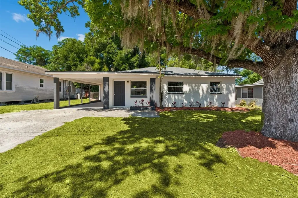 11206 N Arden Avenue Tampa FL 33612