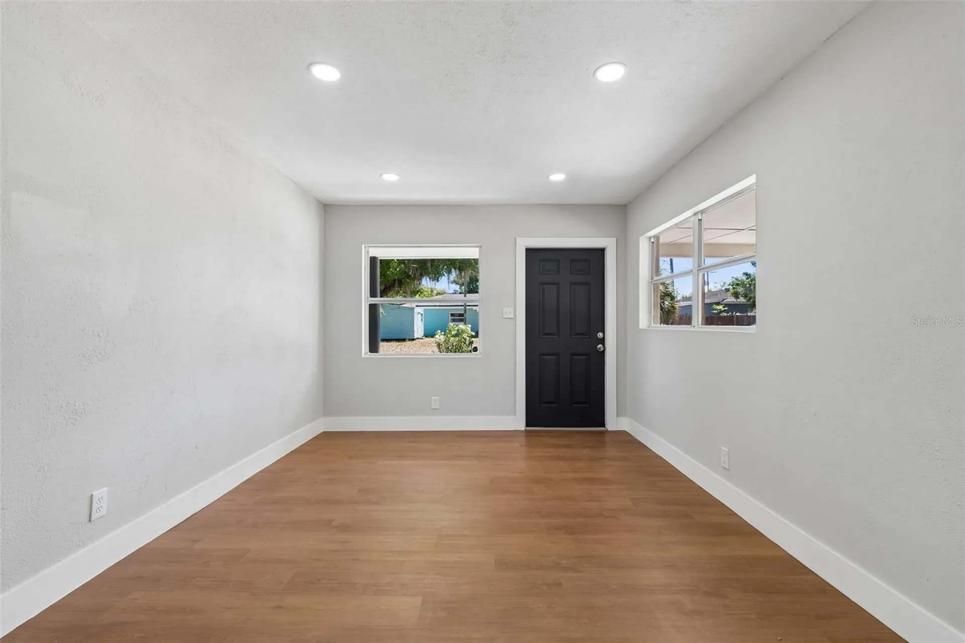 11206 N Arden Avenue Tampa FL 33612