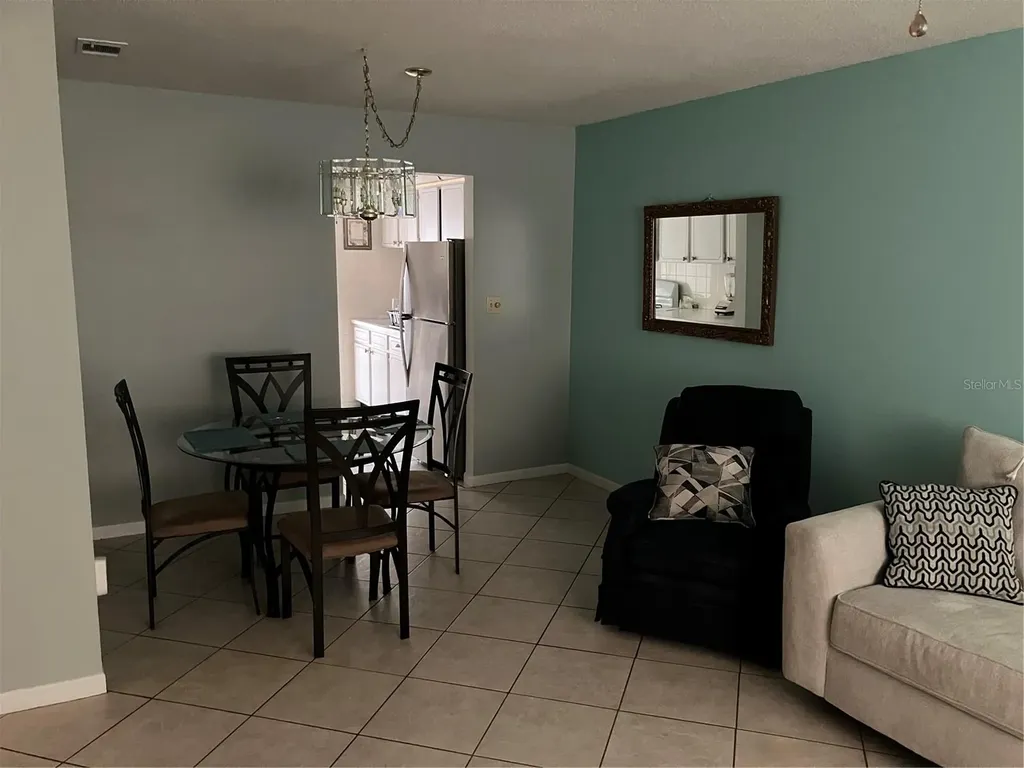 5247 81st Street N St Petersburg FL 33709