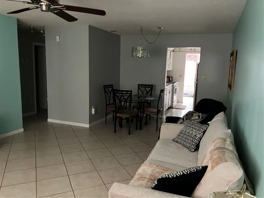 5247 81st Street N St Petersburg FL 33709