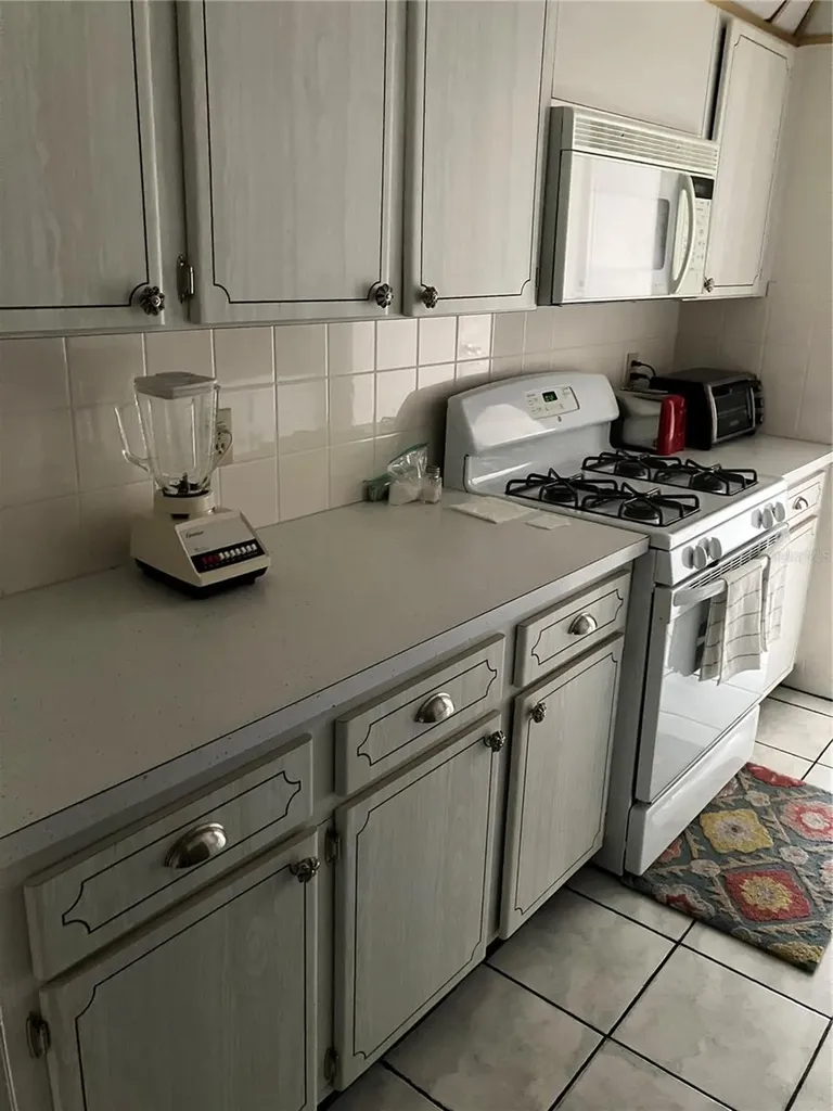 5247 81st Street N St Petersburg FL 33709