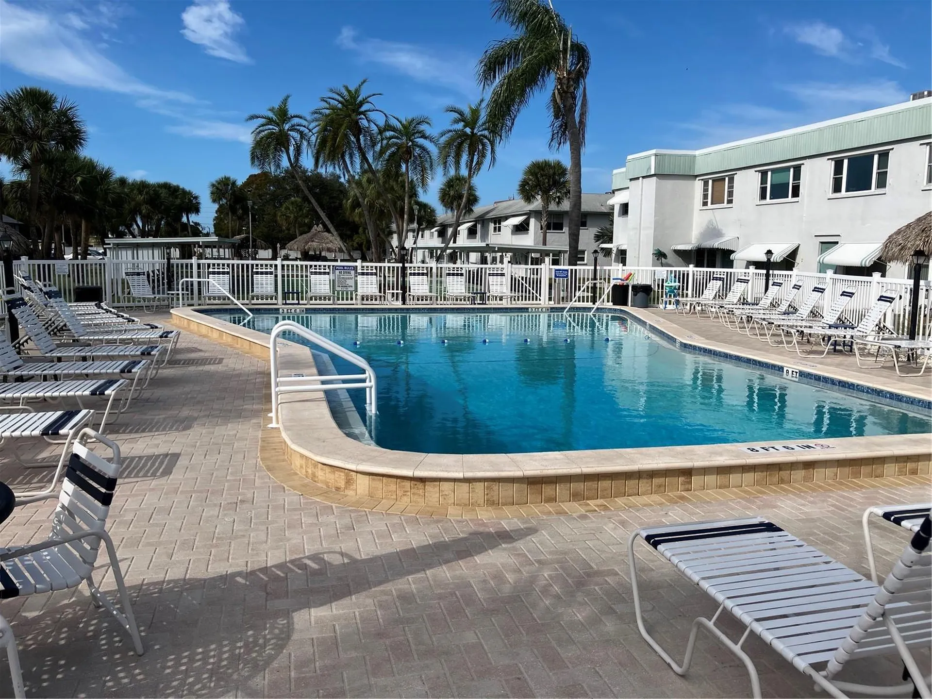 5247 81st Street N St Petersburg FL 33709