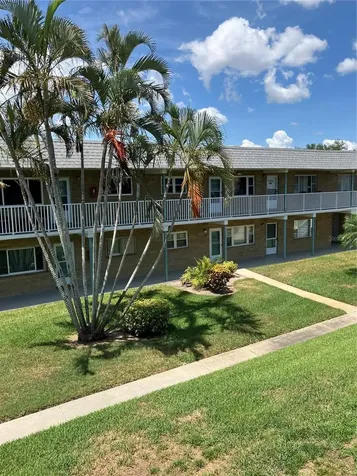 5247 81st Street N St Petersburg FL 33709