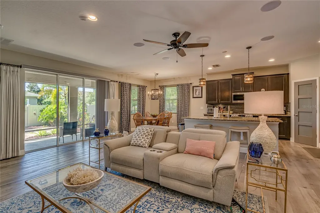6312 Lantern View Place Apollo Beach FL 33572