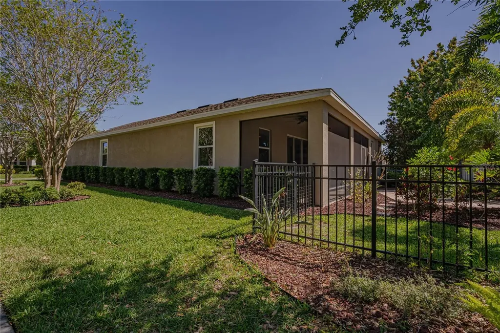 6312 Lantern View Place Apollo Beach FL 33572