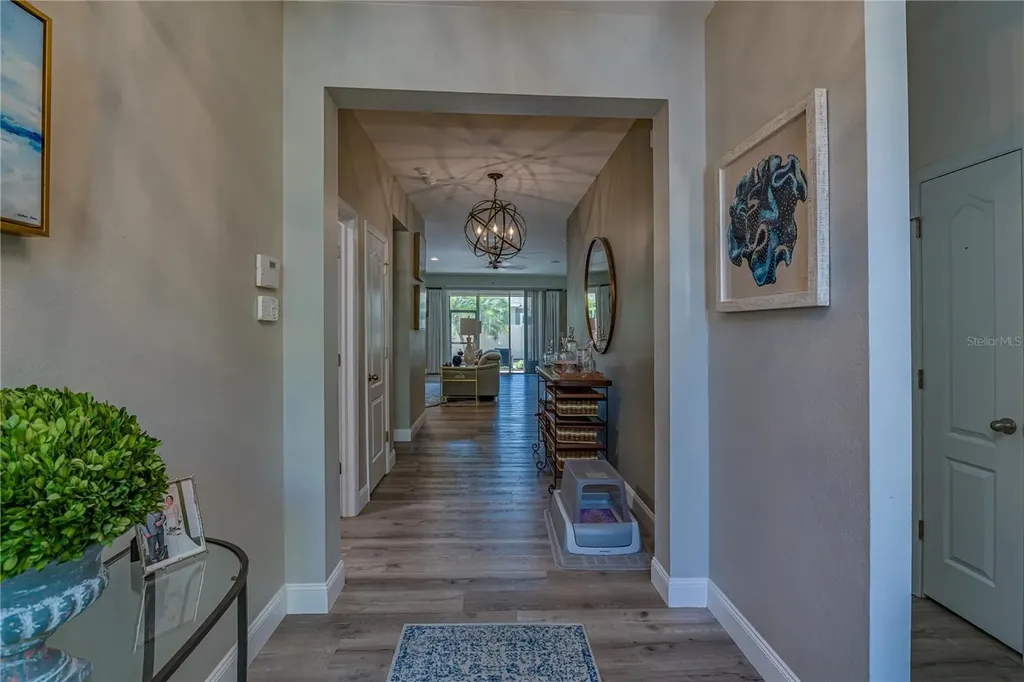 6312 Lantern View Place Apollo Beach FL 33572