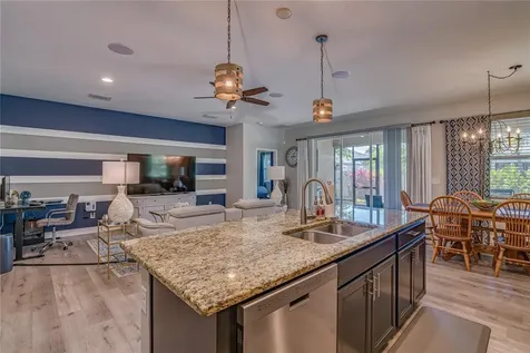 6312 Lantern View Place Apollo Beach FL 33572