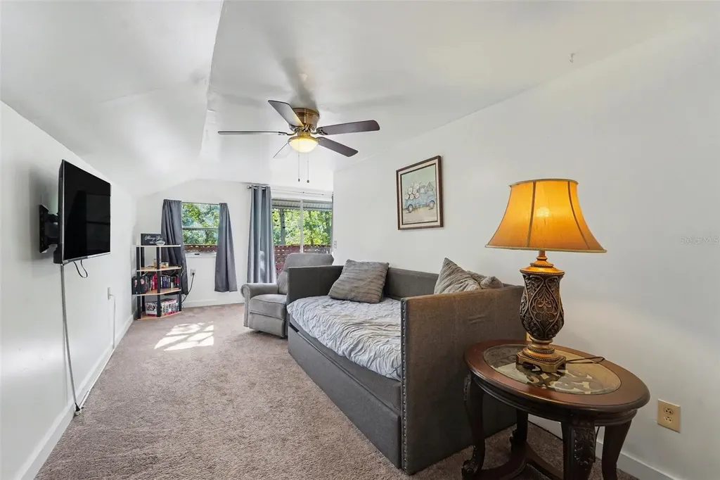 5825 S Bob White Drive Homosassa FL 34446
